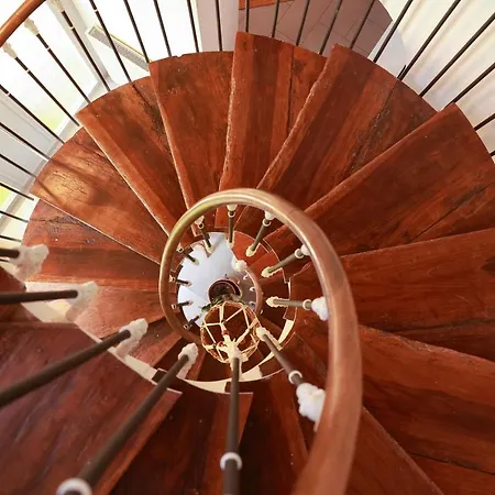 ベッド・アンド・ブレックファスト Maison Arcades 3 3*